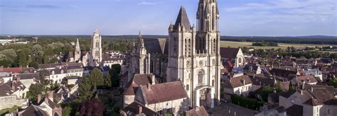 Senlis Cette Charmante Ville Royale Est Une Tape Incontournable De L Oise