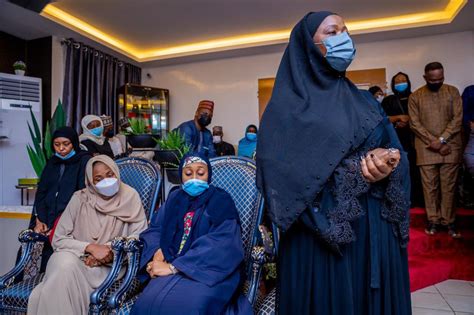 BREAKING: Aisha Buhari, Children visit Family of late COAS, Ibrahim ...