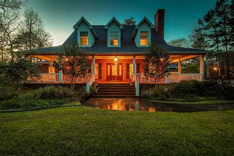 The Look And History Behind Southern Home Design