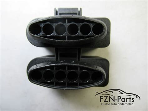 VW Caddy 2K Adapter Stekkers Achterlichten Set L R 1J0973726 FZN Parts