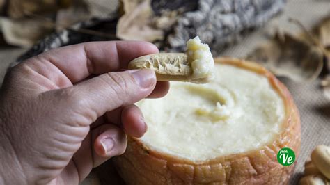 El Tercer Mejor Queso Del Mundo Es Una Torta Del Casar