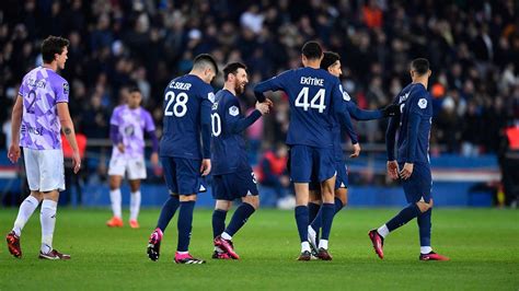 Messi siempre Messi la Pulga marcó un golazo para el triunfo del PSG