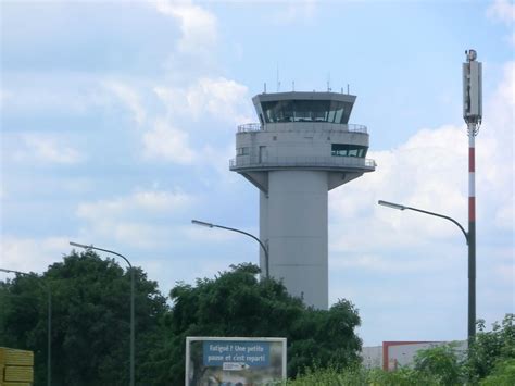 Liège Airport (Grâce-Hollogne) | Structurae