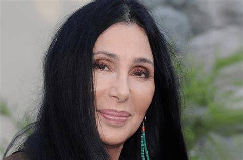 Unreal To Look Like That At 76 Years Old Cher Took To The Stage In A