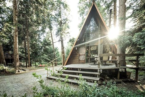 7 Rustic Cabin Rentals in the US for a Dreamy Getaway