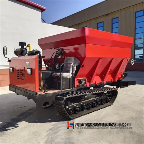 Powerful Fertilizer Spreader with 3000L Capacity - Fertilizer Spreader ...