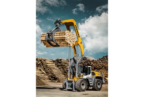 New Liebherr L Loghandler Xpower Makes Its D But At Ligna