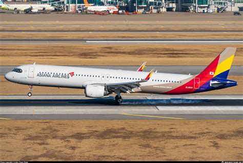 Hl Asiana Airlines Airbus A Nx Photo By Bin Id