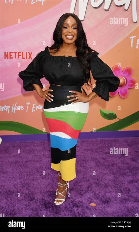 LOS ANGELES, CA - JUNE 01: Niecy Nash-Betts attends Netflix's "Never ...