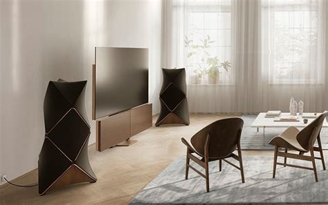 Bang And Olufsen Debuts Worlds First 8k Oled Tv Maxim