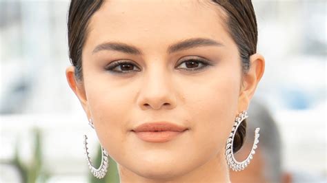 Selena Gomez Responds To Accusations She Shaded Her Kidney Donor