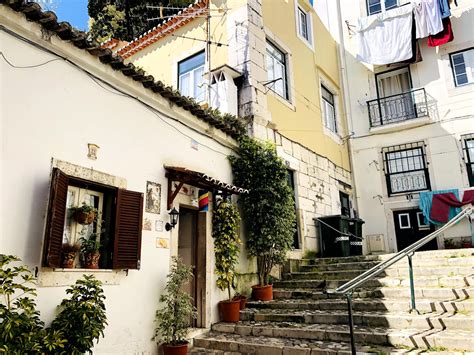 Bairros De Lisboa Alfama O Mais Tradicional E Pitoresco Da Capital