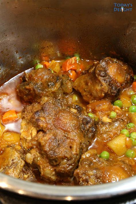 Curry Oxtail Stew Instant Pot - Today's Delight