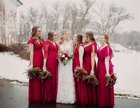 Wisconsin Winter Wedding | Harvest Moon Pond | Winter Wedding Venue in WI