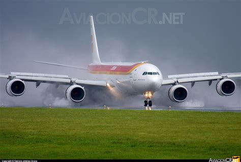 Ec Jnq Iberia Airbus A Aviacioncr Net