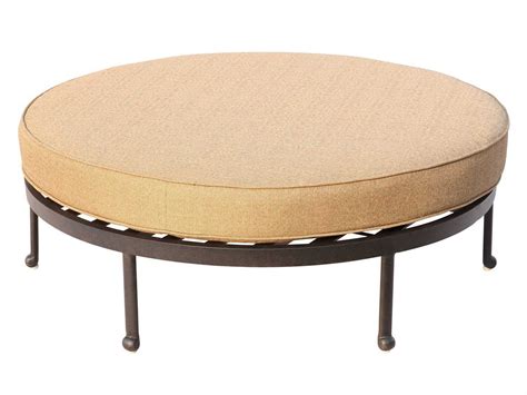 Round Ottoman Cushion Outdoor at Keith Knowlton blog