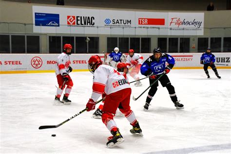 Dorostenci porazili lídra a nahánějí Opavu