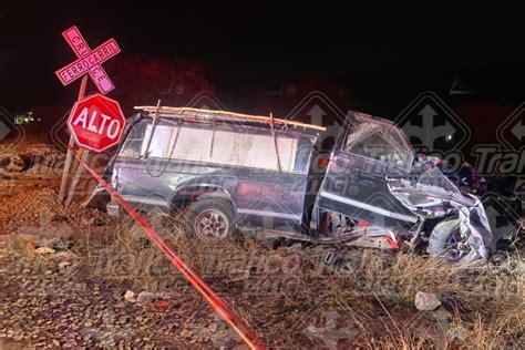 Fatal Accidente En Las Vías Del Tren Sobre Carretera Ciudad Guzmán Zapotiltic Tráfico Zmg