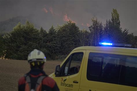 Se Eleva A Entre 800 Y 900 El Número De Personas Evacuadas Por Los