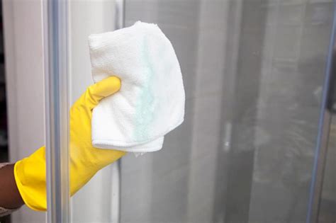 How To Clean Shower Doors With Wd 40 Step By Step Guide