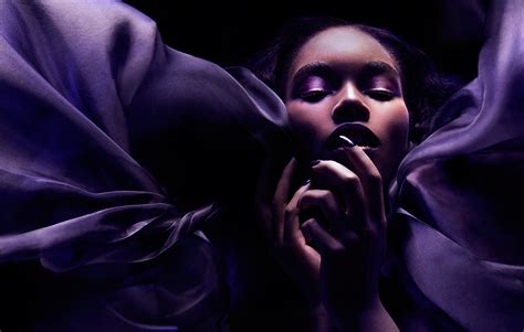 Lingerie Damaris Lewis