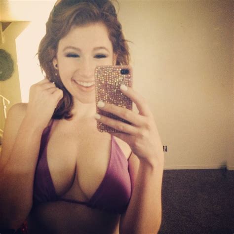 Abigale Mandler Naked Pics