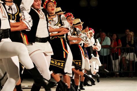 FOTOGALERIJA Prvi Međunarodni festival folklora u Splitu Dalmatinski