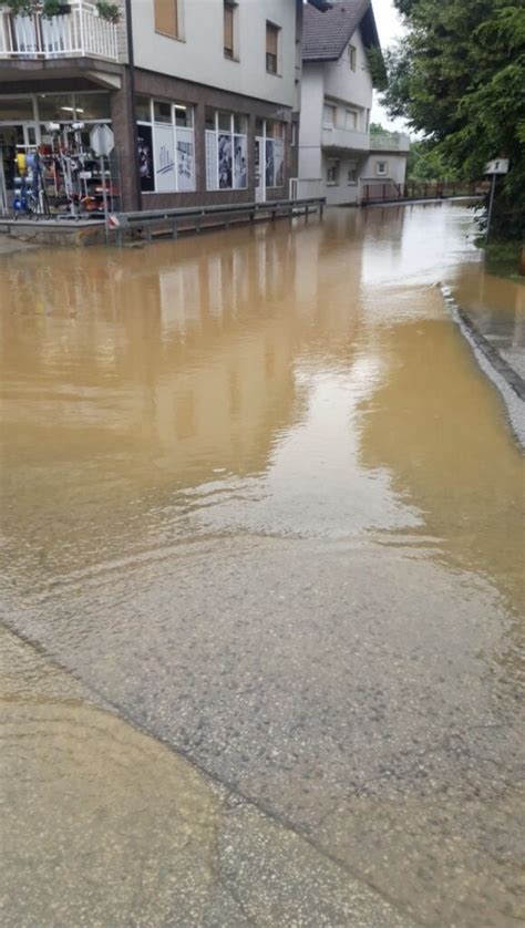 FOTO Sve viteške službe za spašavanje i svi timovi su na terenu kako