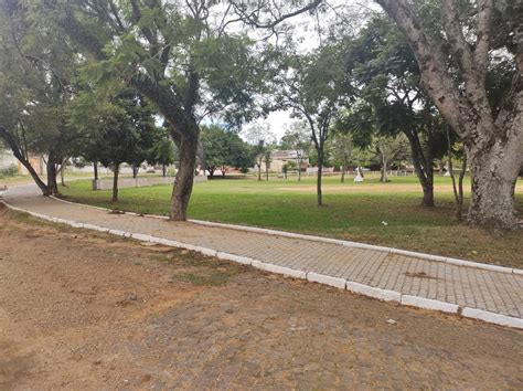 Praça José Luiz Franceschi - Pista de caminhada será inaugurada na Praça De Franceschi