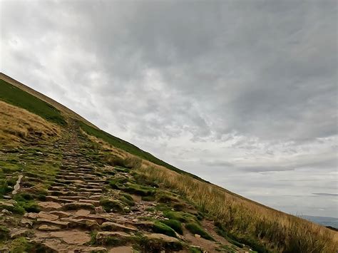 Pendle Hill walk via The Pendle Way (Short Route) from Barley | Walks4all