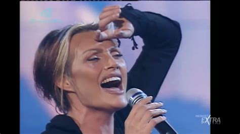 Anna Oxa Unemozione Da Poco Festivalbar 2001 Benevento Hd Youtube