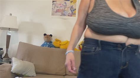 Big Tit MILF Does Aerobics Official RacksonRacksonRacks Clips Sale