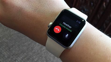 Как понять, кто звонит, не доставая iPhone из кармана