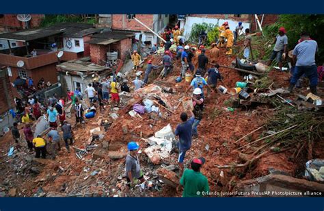 Víctimas Por Fuertes Lluvias En Brasil Asciende A 35 Diario El Vistazo