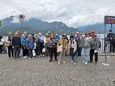 Italy Group Photo - Lili on the Loose