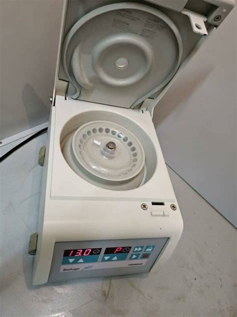 Heraeus Biofuse Pico Centrifuge Labmakelaar Benelux