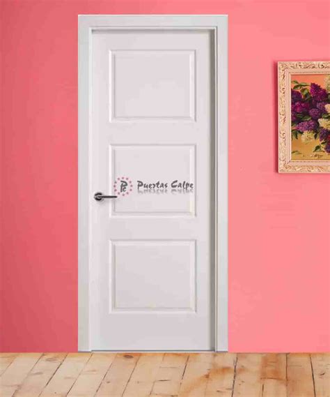 Puerta lacada en blanco LB 3C Clásica y elegante Puertas Calpe