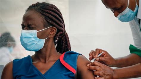 Kenya stops private importation of COVID-19 vaccines | CTV News