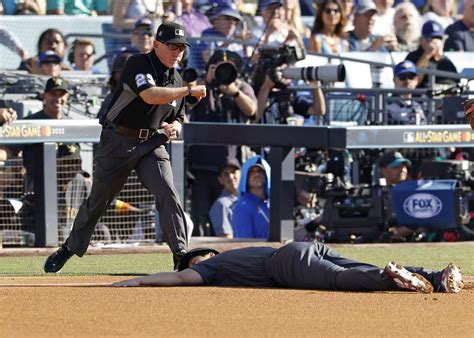 大谷翔平が米球宴初安打 英語で予告「初球フルスイング」撃ちも直後に牽制死、14年ぶり珍事 イザ！