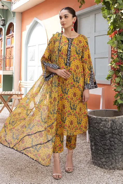 Latest Same Printed Shalwar Kameez Suit Designs