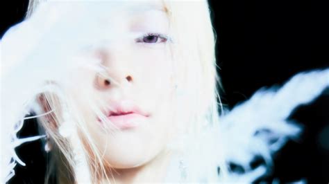 LE SSERAFIM HOT Wallpaper PC Desktop