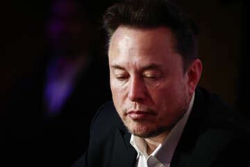 Elon Musk S Unfathomable B Tesla Pay Package Ruled Unfair