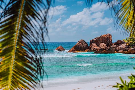 Échappées romantiques les plus belles plages secrètes pour deux