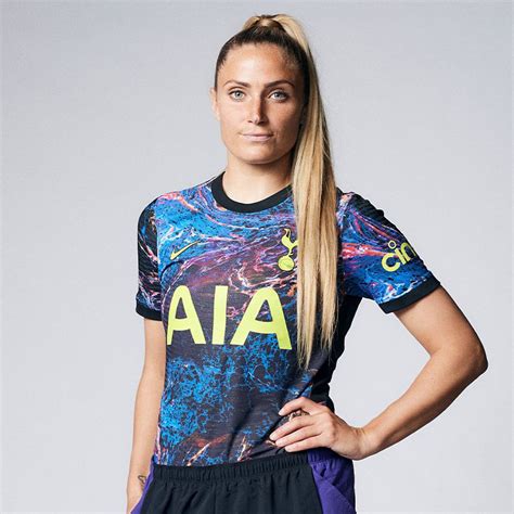 Les Nouveaux Maillots De Tottenham 2022 Maillots Foot Actu