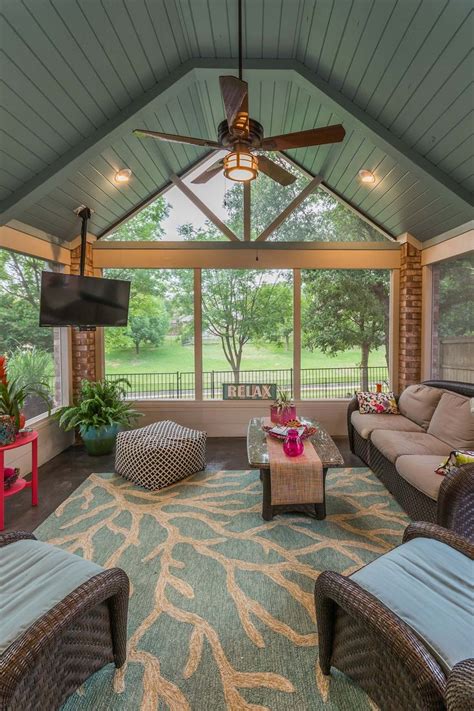 Cozy Screened Porch Design Ideas