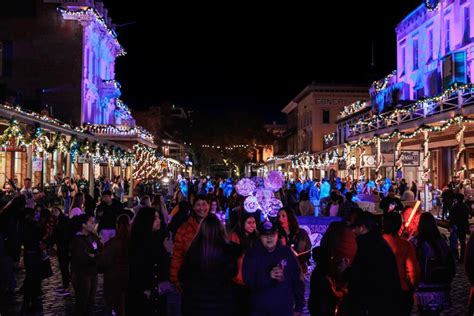 Get in the Holiday Spirit at the Old Sacramento Waterfront