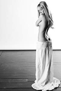 Sara Jean Underwood Lost Nude Muse Photoshoot Uncovered