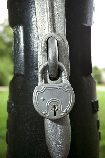 Secure Outdoor Padlock Free Photo Download | FreeImages