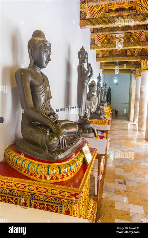 The Marble Temple in Bangkok - Thailand Stock Photo - Alamy