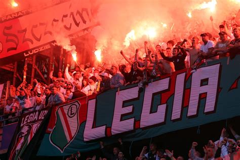 Legia Warszawa Mo E By Spokojna To Nie B Dzie Drugi Gil Dias